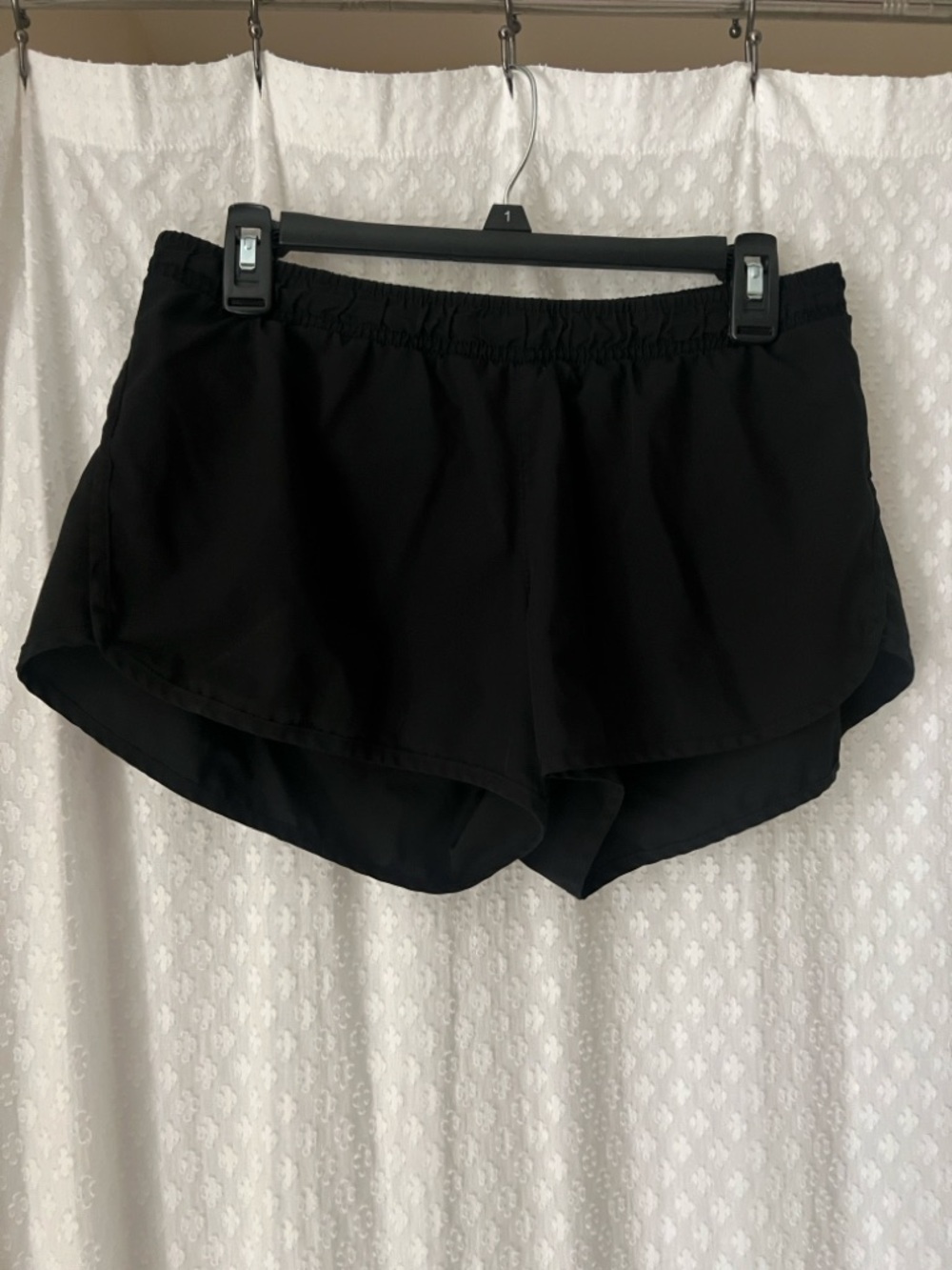 Old Navy Black Women's Athletic Shorts with Elastic Waist